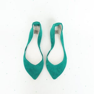 Ballet Flats Shoes in Emerald Green Italian Soft Leather, Low Heel Comfortable Shoes, elehandmade