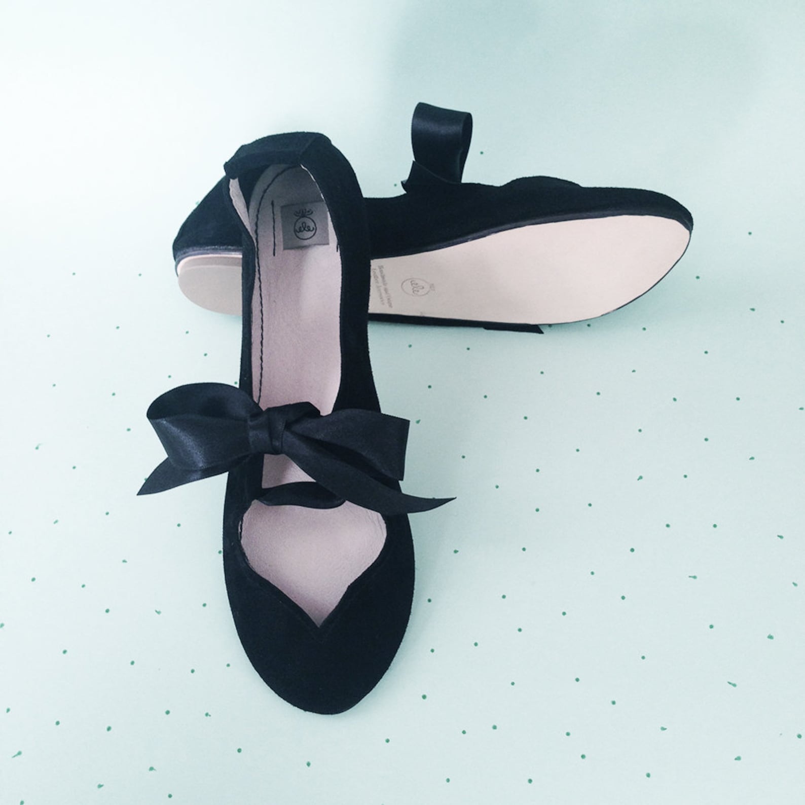 ballet flats with ribbon. black shoes. black ballet flats. women shoes. mary jane shoes. bridal shoes. flat wedding shoes. balle
