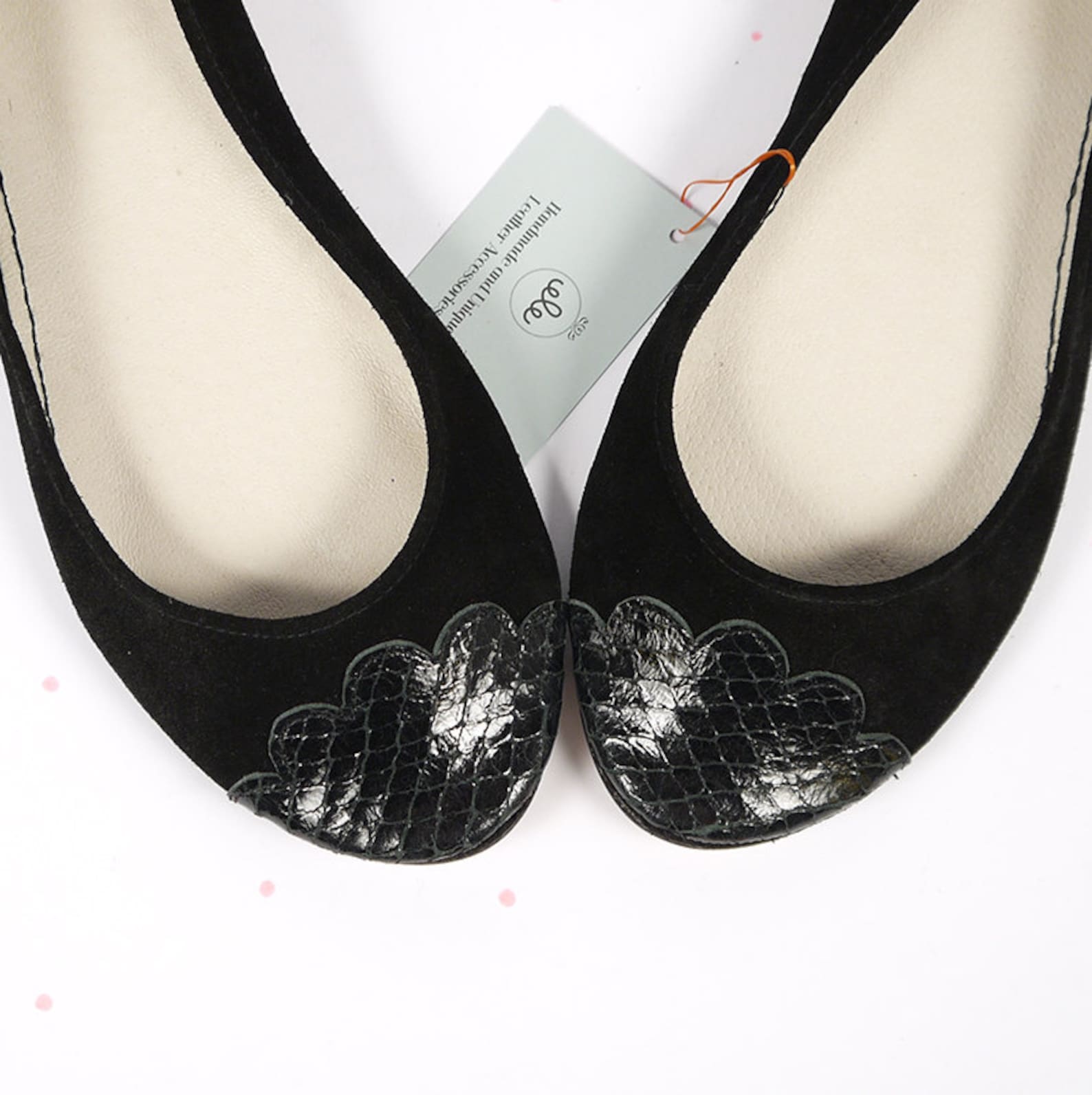 ballet flats shoes. black leather flats shoes. black handmade shoes. women flat shoes. snake scalloped toe ballerinas. comfortab