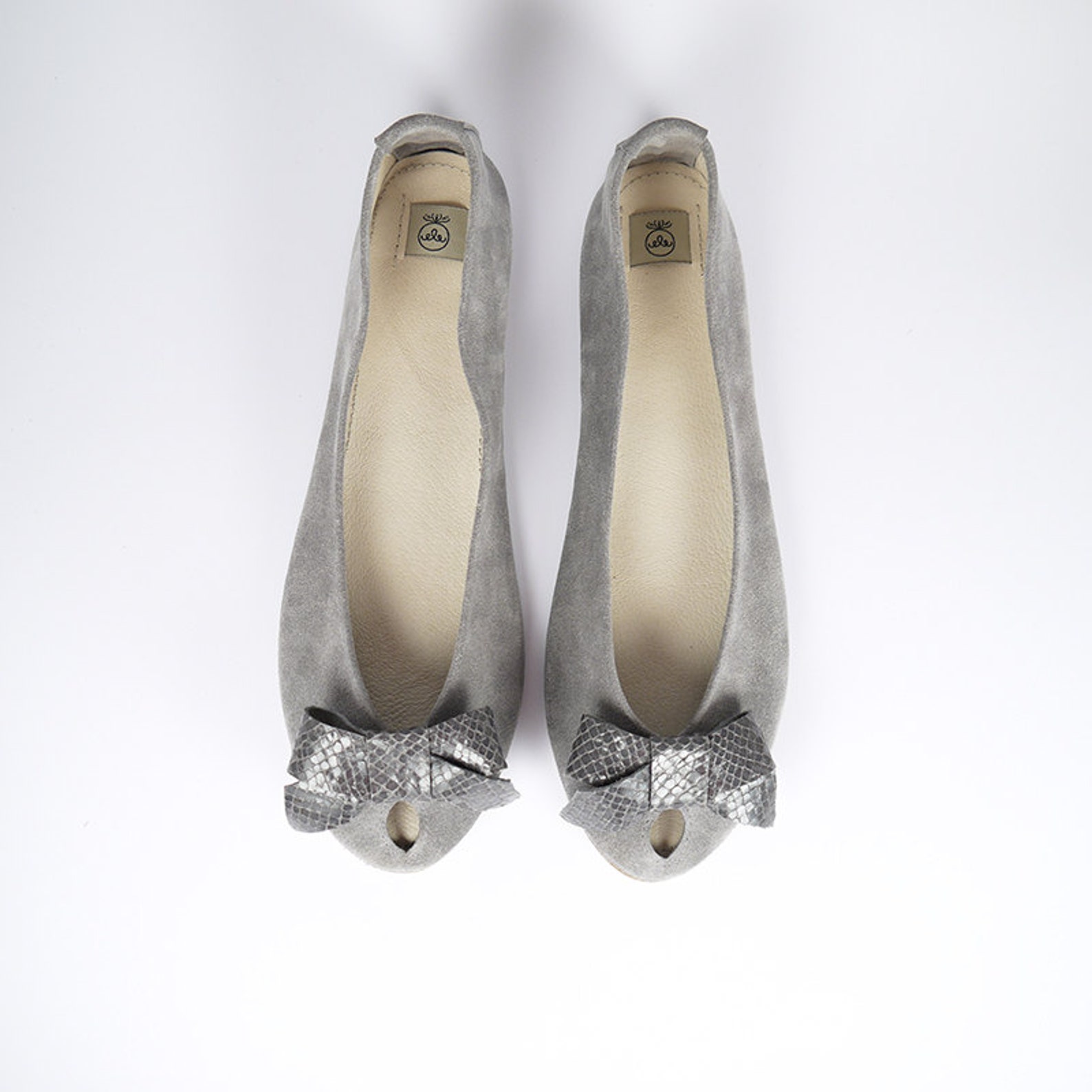 ballet flats shoes. women shoes. leather shoes. handmade peep toe. gray shoes. open toes flats. bridal shoes with bow. gray wedd