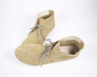 Desert Ankle Boots in Sand Italian Suede Leather, Chukka Handmade Laced Booties Shoes