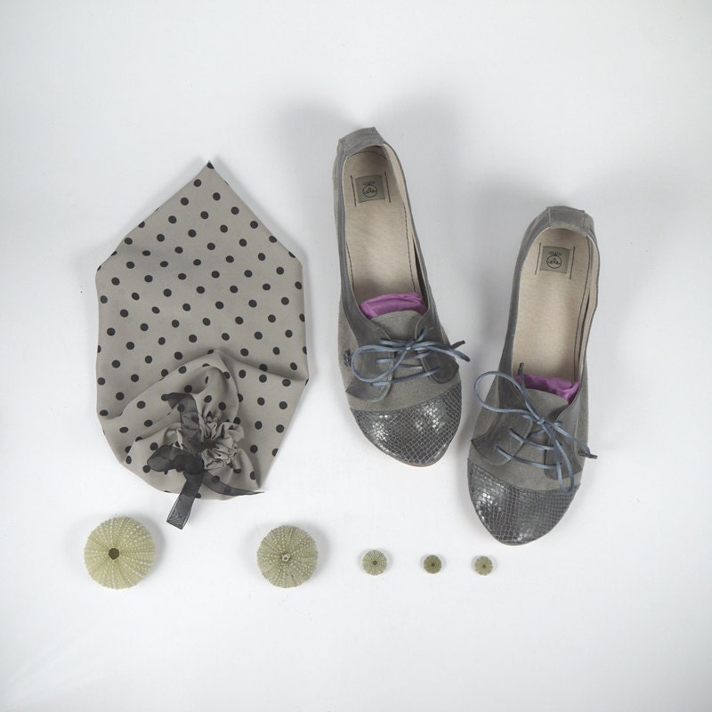 back to cool handmade women's oxfords