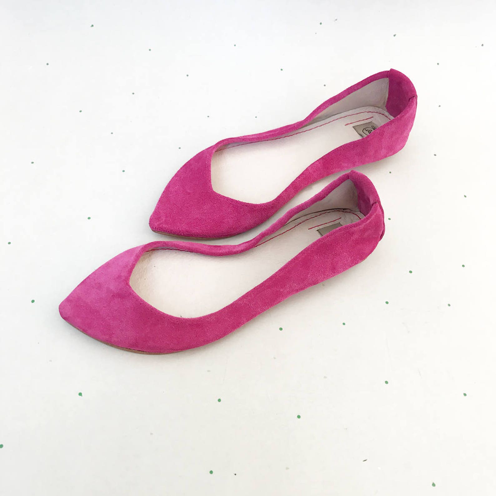 pointy shoes. ballet flats. pointy flats. fuchsia leather shoes. handmade ballet flats. personalized gift her. handmade shoes. p