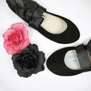 Ballet Flats Shoes in Black Italian Leather With Satin Ribbon, elehandmade image 5