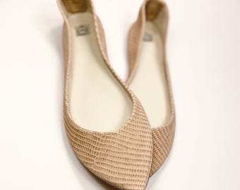 Pointed Ballet Flats in Nude Lizard Embossed Italian Leather, Pump Low Heel, Elehandmade Shoes