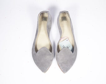 Loafers Shoes in Gray Soft Italian Leather, Elegant Pointed toe Flats, Elehandmade Shoes