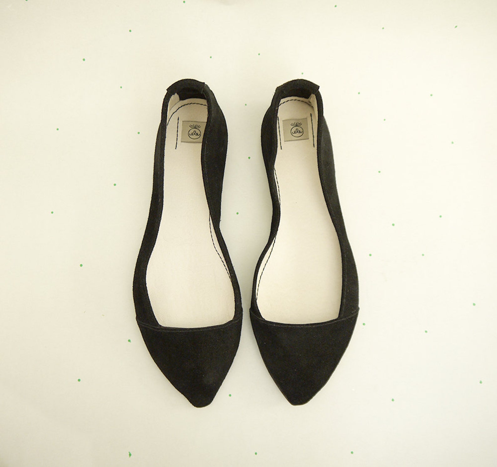d' orsay shoes. pointy ballet flats. pointy shoes. pointy flats. pointed toe shoes. black ballet flats. bridal shoes. weddin