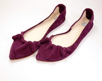 Pointed Flats with Ruffles in Oxblood Italian Leather, Elehandmade Pumps Shoes