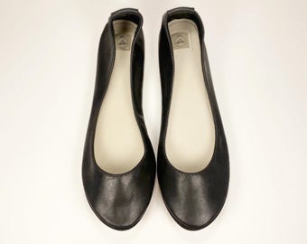 Ballet Flats Shoes in Black Soft Italian Leather, Comfortable Low Heel Shoes, Elehandmade