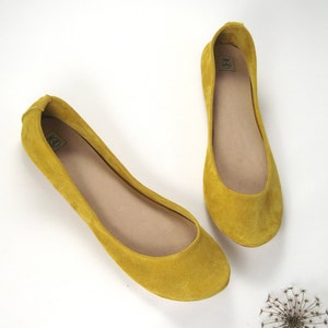 Ballet Flats Shoes in Yellow Soft Italian Leather, elehandmade shoes image 2