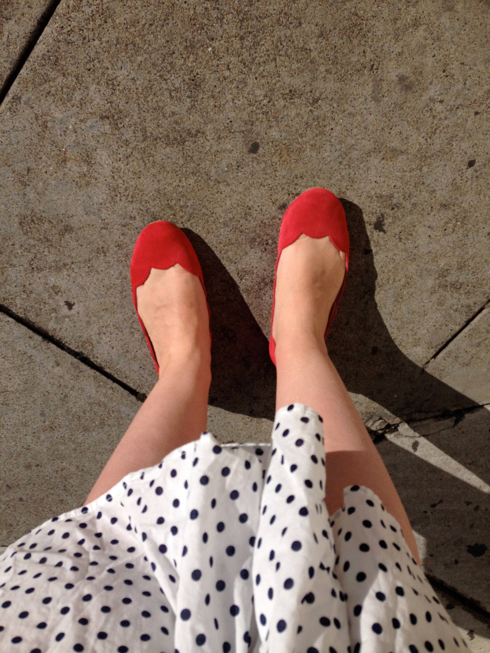 red ballet shoes. scalloped ballet flats shoes. leather shoes red. low heel shoes. bridal flats. handmade ballerinas. bridesmaid red ballet shoes. scalloped ballet flats shoes. leather shoes red. low heel shoes. bridal flats. handmade ballerinas. bridesmaid