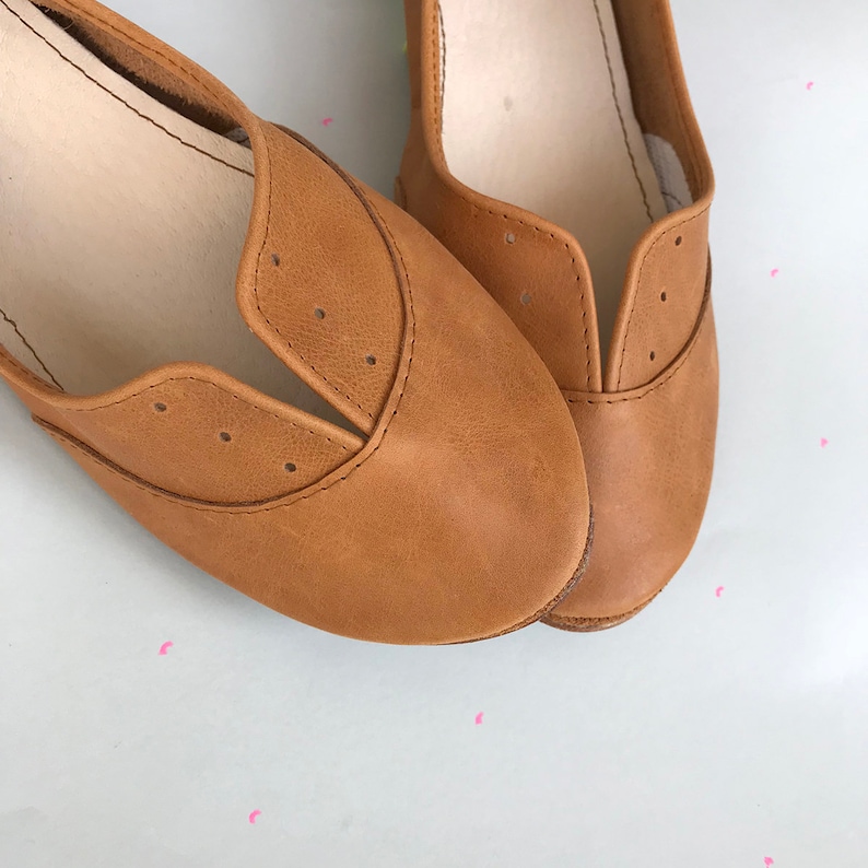 Oxfords Shoes Tan Light Brown Handmade Leather Laced up Flats Shoes. Tan Leather Shoes. Oxfords Shoes Women. Soft Shoes. Brown Leather Shoes image 2