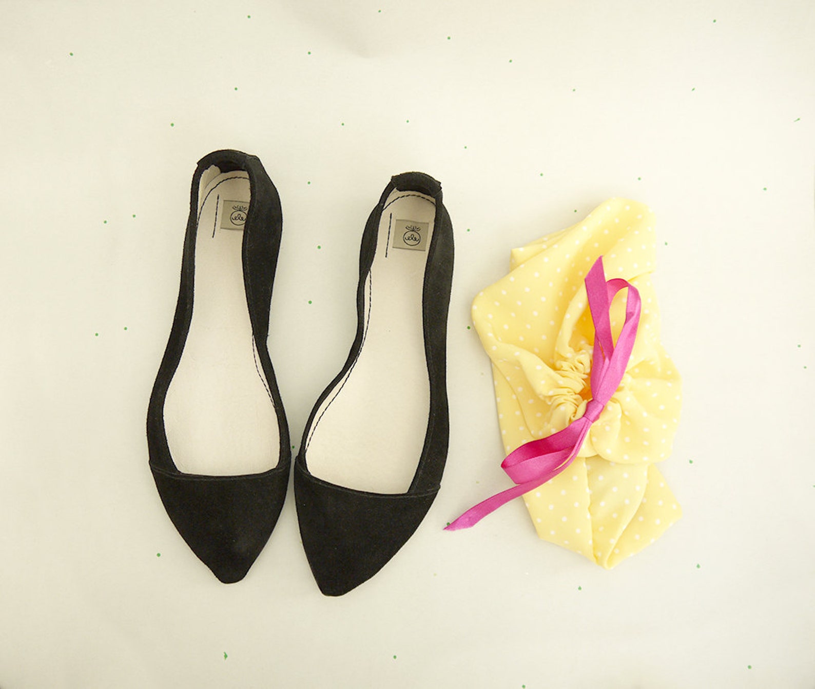 d' orsay shoes. pointy ballet flats. pointy shoes. pointy flats. pointed toe shoes. black ballet flats. bridal shoes. weddin