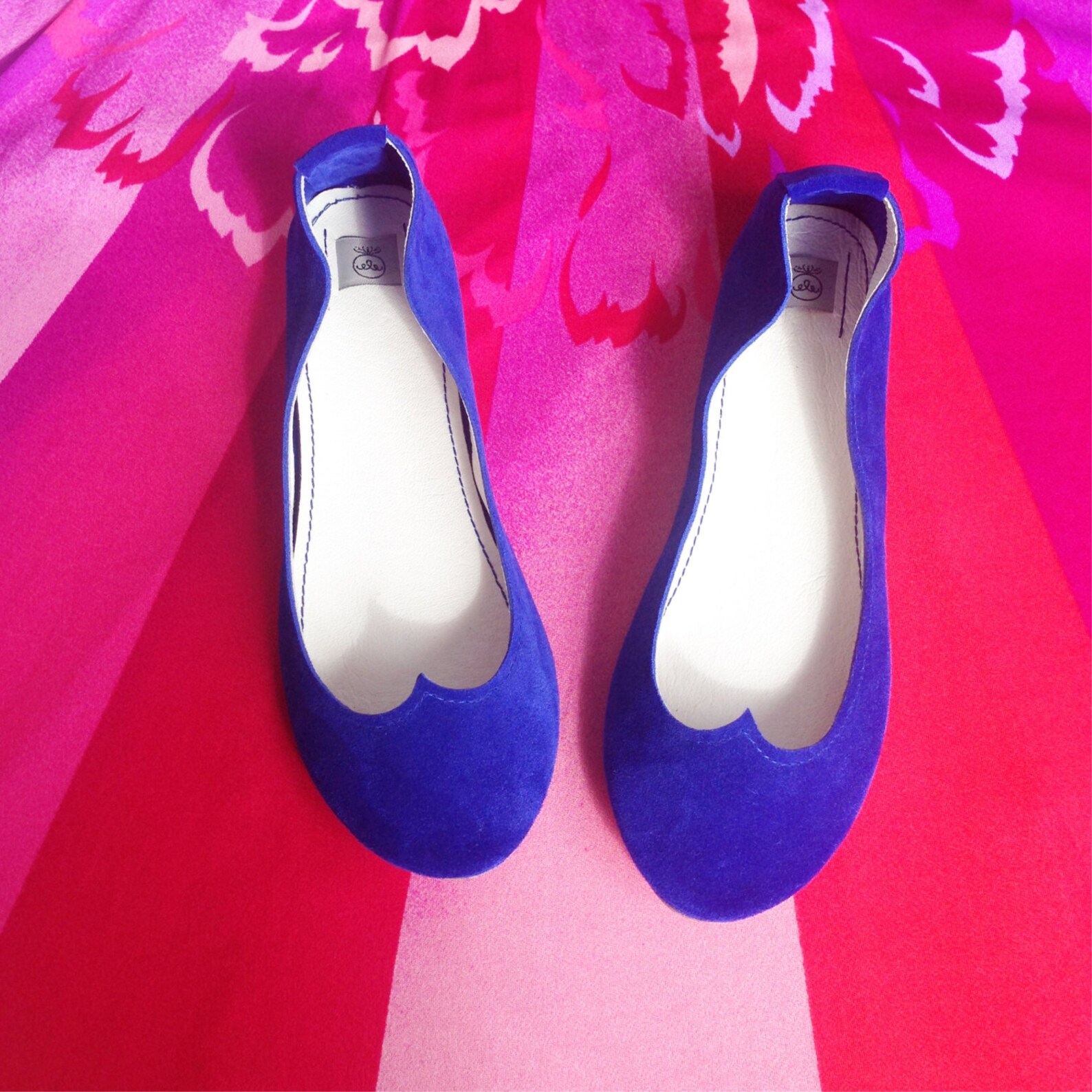 blue leather ballet flats. chaussure mariee. something blue wedding. cobalt blue shoes. royal wedding shoes. bridal shoes. eleha