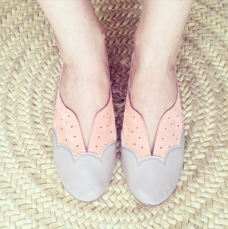 Oxfords Shoes Handmade Scalloped Light Taupe Cream and Peach Leather Laced Shoes image 2