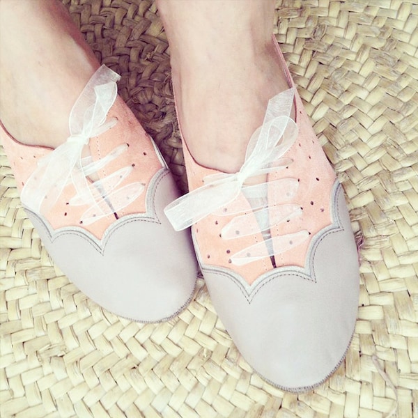 Oxfords Shoes Handmade Scalloped Light Taupe Cream and Peach Leather Laced Shoes