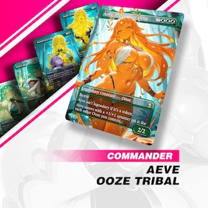 Può includere: Una collezione di carte collezionabili con Aeve, Progenitor Ooze, una carta creatura leggendaria con illustrazioni dai toni arancioni. La carta mostra testo tra cui Storm, Legendary Creature Ooze e meccaniche di gioco. Altre carte sono parzialmente visibili.