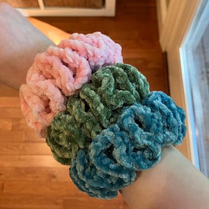 Juicy Couture Velvet Crochet Scrunchies
