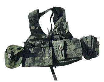 本物の米陸軍ライフルマンセットシステム ACU UCPデジタル迷彩 Molle