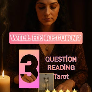 Puede incluir: Una lectura de tarot con el texto "WILL HE RETURN?" y "3 QUESTION READING Tarot". La imagen presenta a una mujer, velas encendidas y cartas del tarot, incluyendo "ALE OF CUPS".