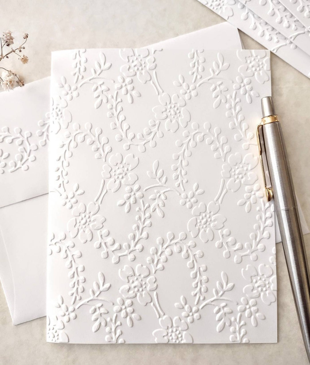 Embossed White Note Cards Set of 5 or 10 Cards, 4.25 X 5.50 Vintage