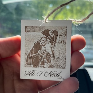 Décoration de voiture en bois personnalisée avec photo et texte - Rétroviseur personnalisé en cadeau - Décoration de voiture avec photo personnalisée à suspendre - Cadeau de charme