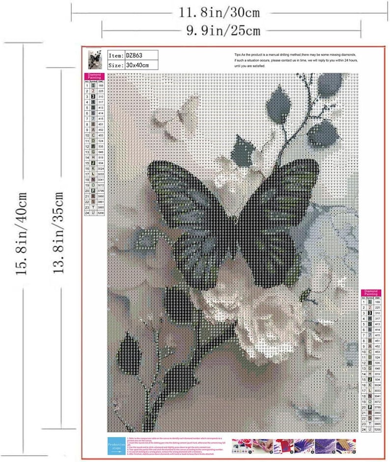 Op de afbeelding: Een diamond painting kit met een vlinder- en bloemenontwerp. Het kunstwerk meet 30 cm bij 40 cm. De afbeelding toont een gedetailleerd patroon met verschillende kleuren en een getextureerde uitstraling. Artikelnummer DZ863.