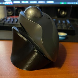 Logitech MX Ergo stand 40 Degrees