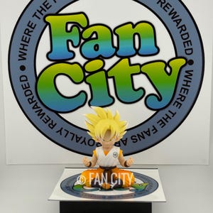Dragon Ball Z Figure / Type A - Goku (Super Saiyan) / 11cm
