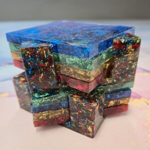 Conjunto de 4 porta-copos com glitter e suporte, porta-copos artísticos em resina em diversas cores, decoração de mesa, acessórios de luxo para carrinho de bar, vários formatos e cores. imagem 2