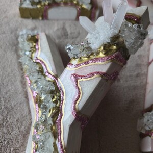 3D Rose Quartz Geode Wooden Letter, Freestanding Initial Decor, Gold Pink Crystal Art image 6