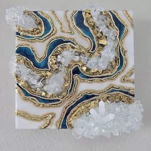 Blauwgroen en gouden geode muurkunst, klein cadeau, luxe 3D-harsschilderij, statement kristalkunstwerk, gratis cadeau bij elke aankoop! Alle maten afbeelding 1