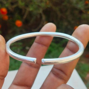 Pulsera minimalista de plata de ley 925 con diseño abierto, clásica y sencilla, hecha a mano, regalo de joyería ajustable.
