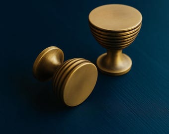 Boutons d'armoire en laiton - Bouton en laiton massif fait main avec motif rainuré, 2 options de taille