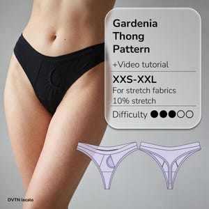 Può includere: Un perizoma nero con un dettaglio sul pannello frontale. Il testo recita: Gardenia Thong Pattern, +Video tutorial, XXS-XXL, For stretch fabrics, 10% stretch, Difficulty 3/5. Include due schizzi tecnici color viola chiaro con viste frontale e posteriore.
