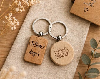 Oak engraved keyring