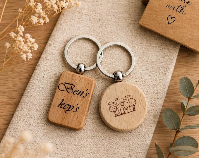 Oak engraved keyring