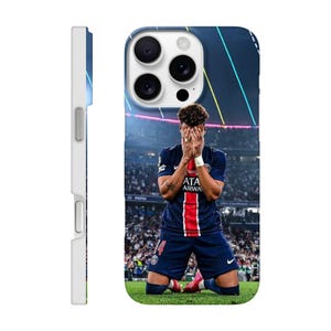 Casetify × PSG パリ・サンジェルマン　iPhone11用 CASETiFY x Paris Saint Germain | Wonderland Magazine