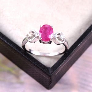 Ruby Ring in Sterling Silver – Natural Red Gemstone Ring – July Birthstone Jewelry – Handmade Ruby Ring – Gift for Her – Statement Ring
