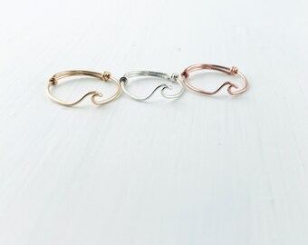 Wave wire ring dainty