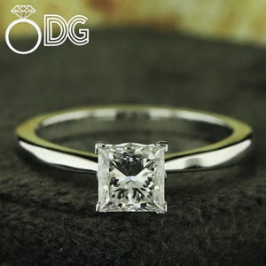 2.00 CT Princess Cut Moissanite Engagement Ring in S925 Sterling Silver