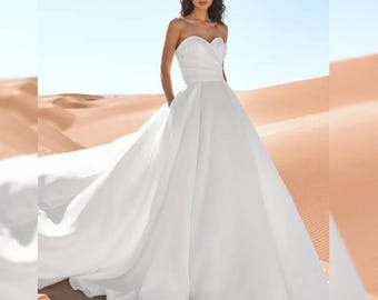 Corset Wedding Dress, Modest Wedding Dress, Simple Princess Wedding Dress, Beach Summer Wedding Dress, Courthouse Wedding Basque Waist Dress