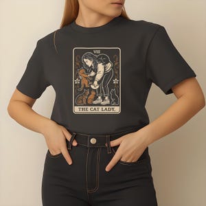 Camiseta de Tarot Secular / Camiseta unisex de Gato del Tarot, camiseta de bruja, regalo para amantes de los gatos, top místico, ropa ocultista, camiseta de Halloween