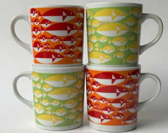 Two pairs Japan mod graphic fish ceramic demi tasse adorable coffee tea espresso cups