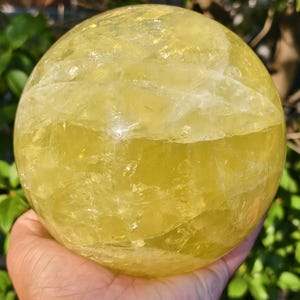 Natural Citrine Crystal Sphere, Yellow Crystal Ball, Hand Polished Healing Crystal Meditation Tool Home Decor Spiritual Unique Crystal Gifts