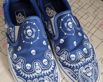 New Vans Slip on Skull and Paisley Sz.9 s-l400.jpg main image 2