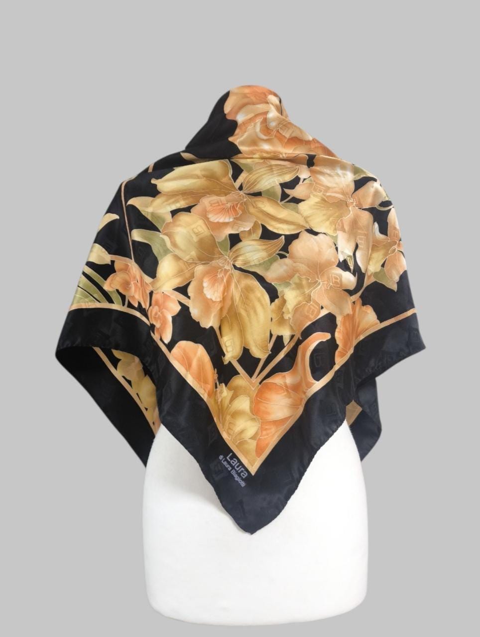 Foulard En Soie Vintage Laura Biagiotti - 80x80cm - Jaune - Occasion En Bon état