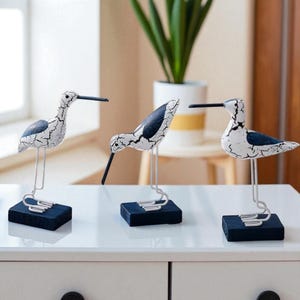 Wooden Seagull Figurine Set: Nautical Coastal Beach Decor