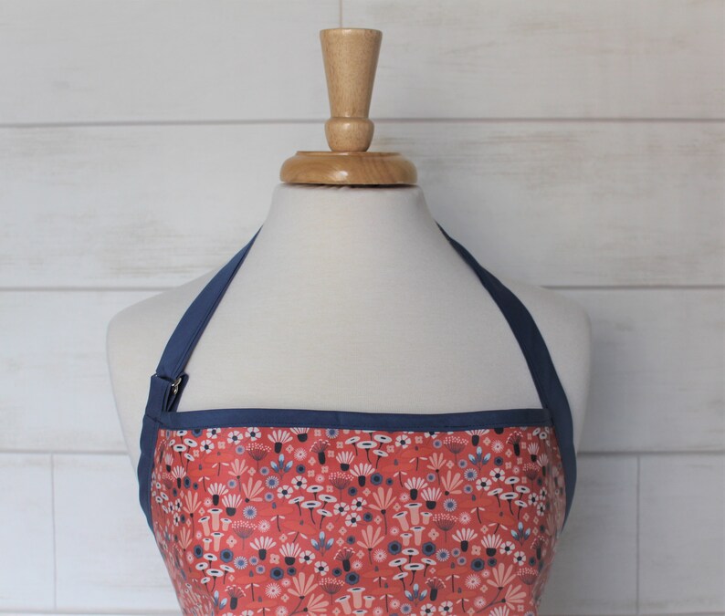 Womens Waterproof Kitchen Apron Organic Cotton Apron in Pink with Mini Flowers