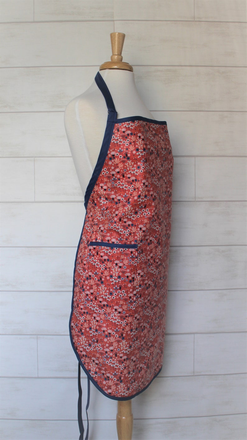 Womens Waterproof Kitchen Apron Organic Cotton Apron in Pink with Mini Flowers